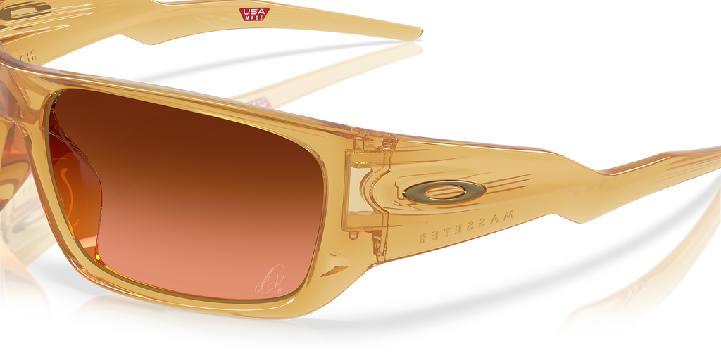 Translucent Light Curry