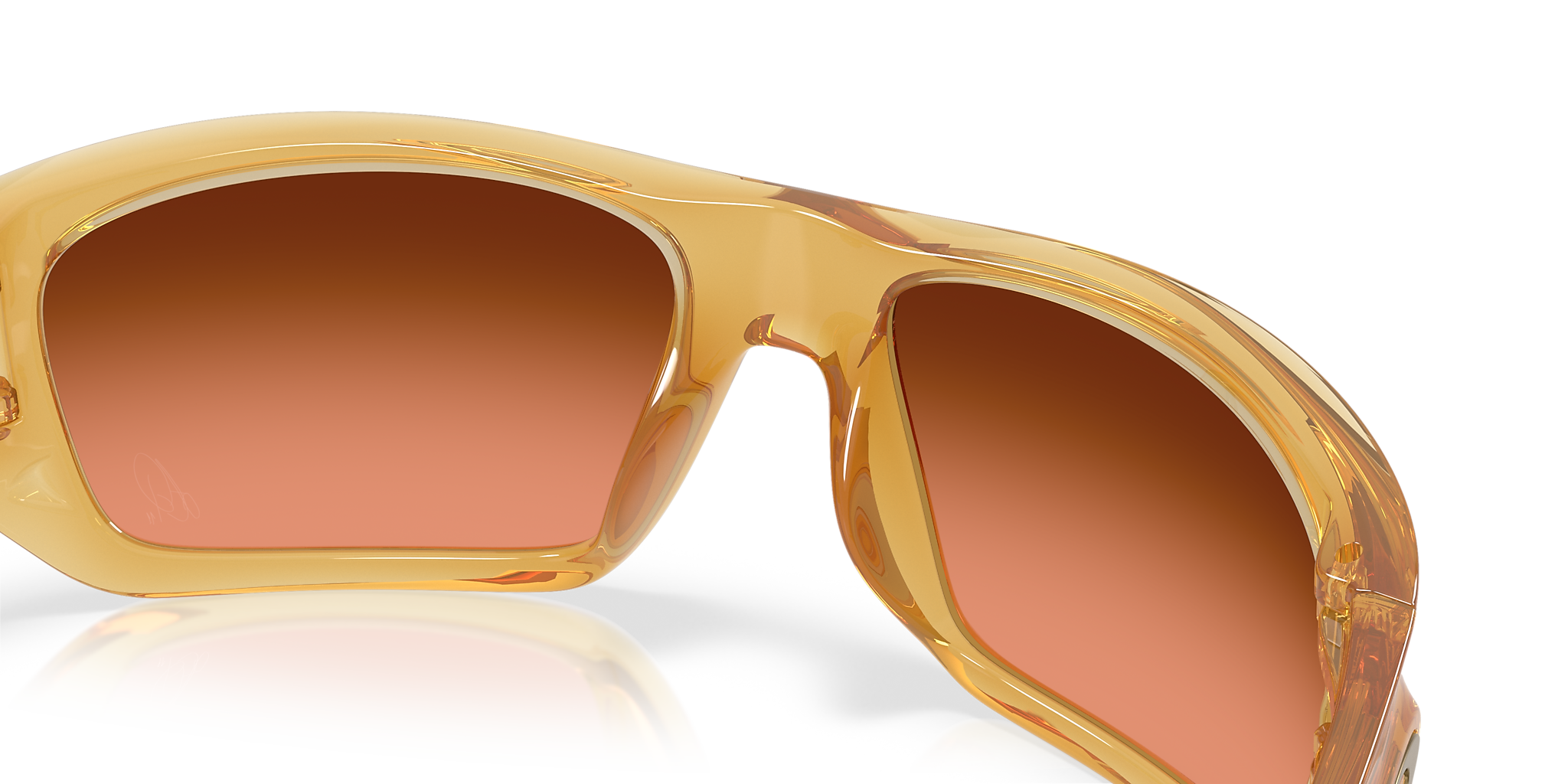 Translucent Light Curry