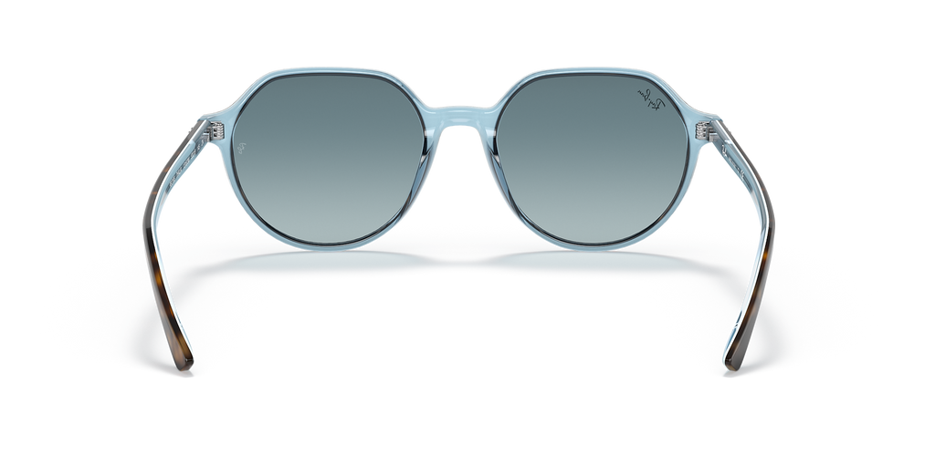Havana On Light Blue
